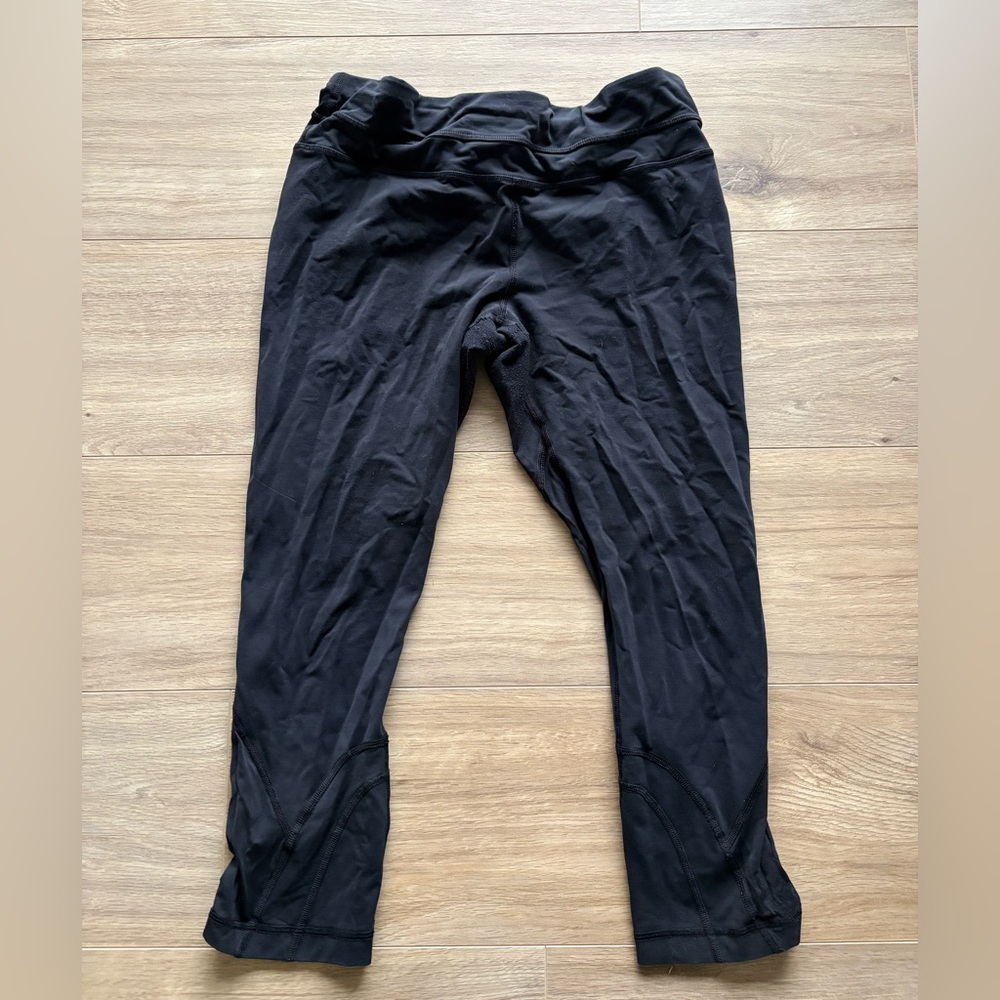 Lululemon black Inspire Crops size 8